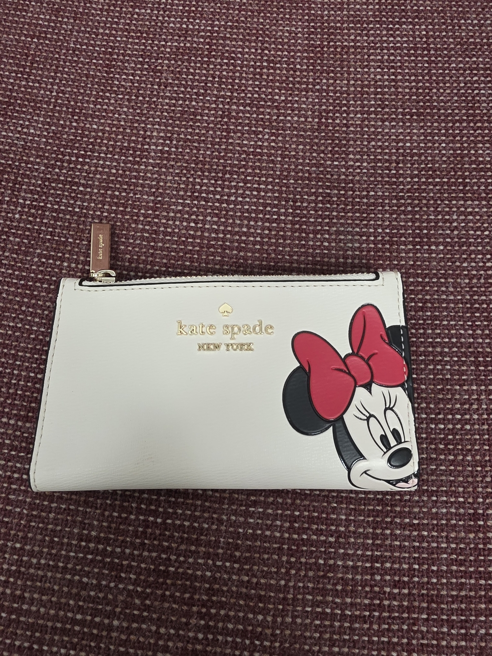 kate spade New York White Minnie Mouse Wallet